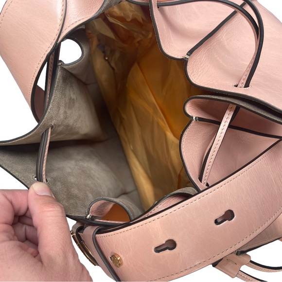 Tod’s Large Blush Pink Bucket Bag NWT - Picture 3 of 5